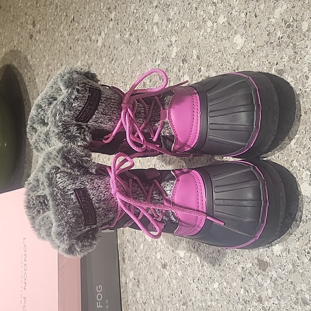 Like new! London Fog winter/rain boots size 5M - Picture 3 of 7